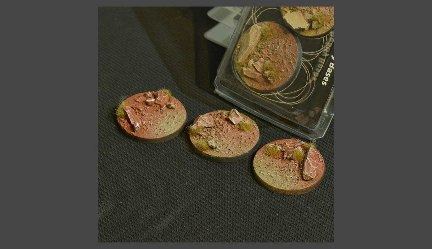 Gamers Grass: Bases: Badlands Bases (Round 50mm (x3)) 3 Gamers Grass: Bases: Badlands Bases (Round 50mm (x3))