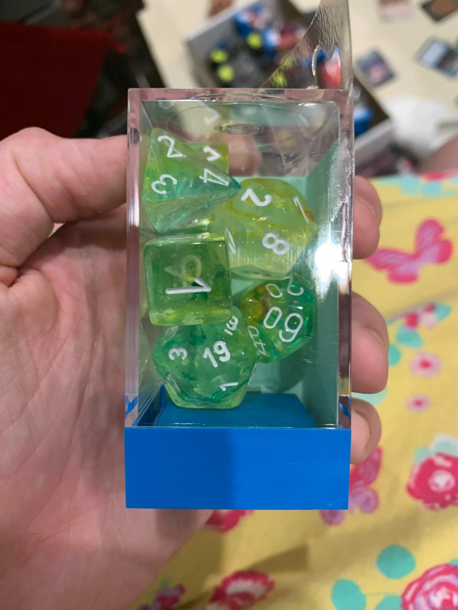 Chessex D7-Die Set Dice Nebula Spring White (7 Dice In Display) 3 Chessex D7-Die Set Dice Nebula Spring White (7 Dice In Display)