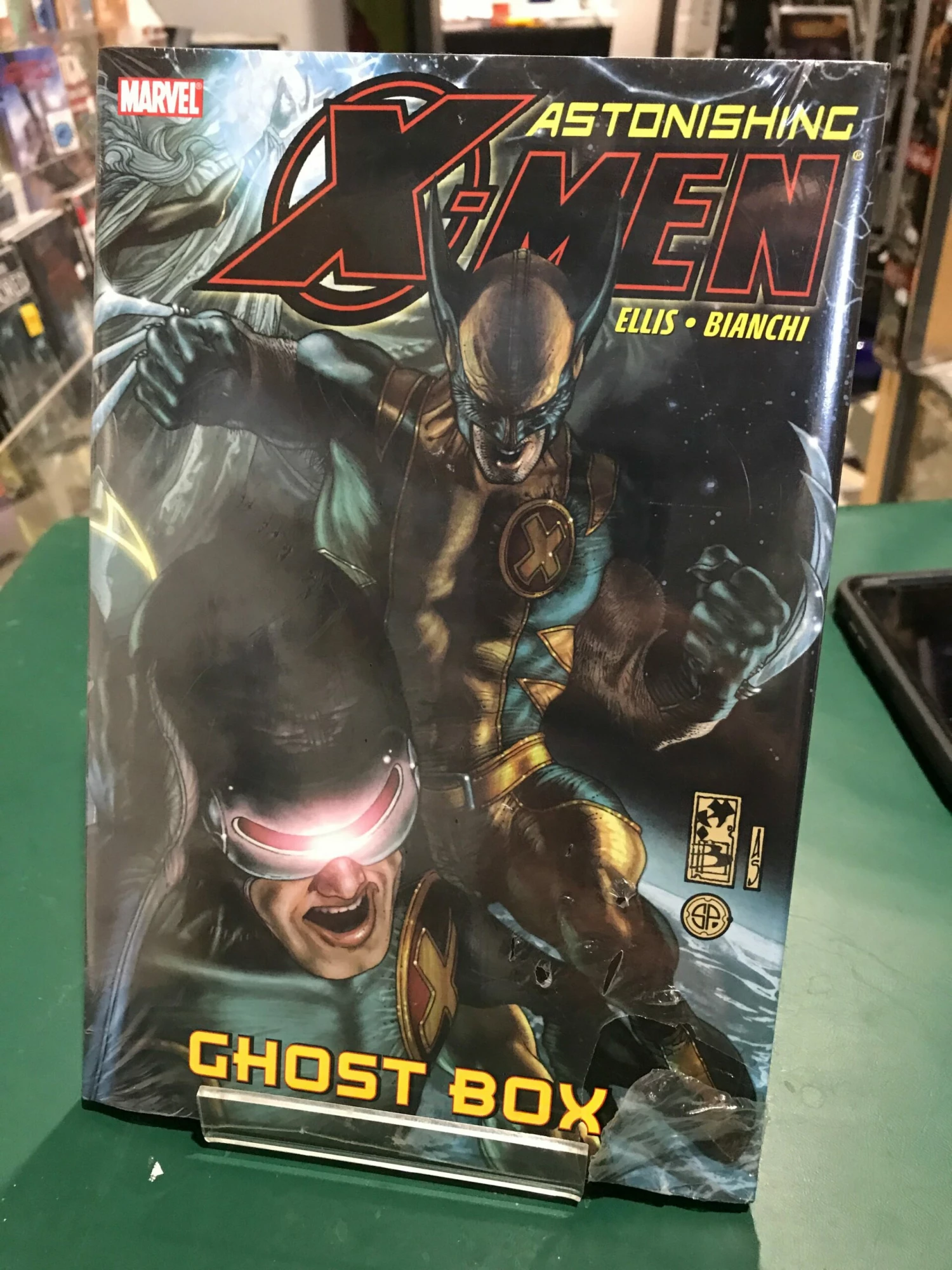 Marvel Comics - Astonishing X-Men: Ghost Box HC 3 Marvel Comics - Astonishing X-Men: Ghost Box HC