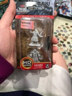 Various Miniature - Female Dwarf Cleric