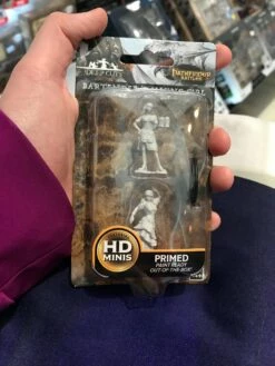 Various Miniature - Bartender/Dancing Girl