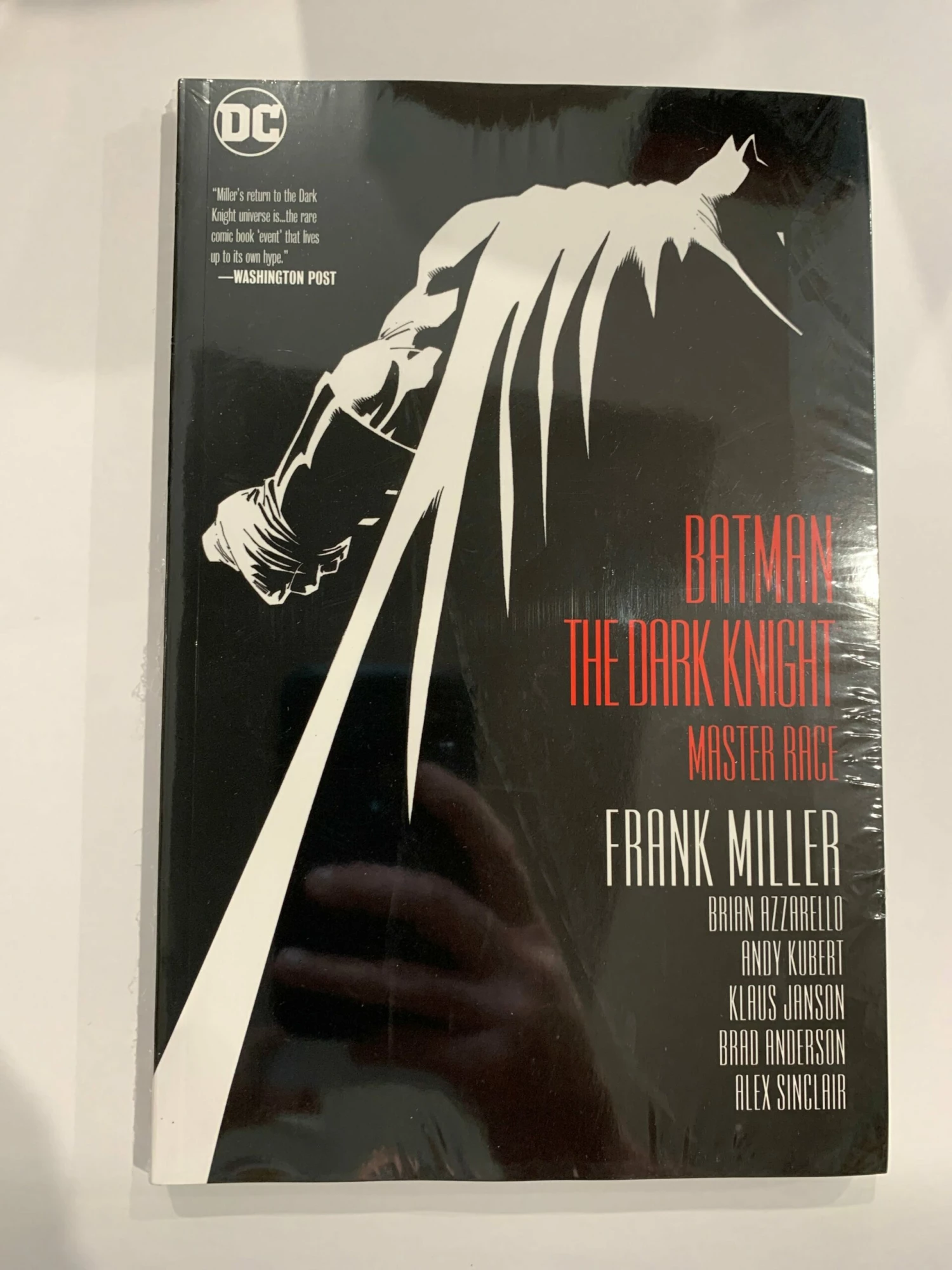 DC- Batman Master Race 3 DC- Batman Master Race